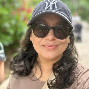 Meet your Posher, Marrian